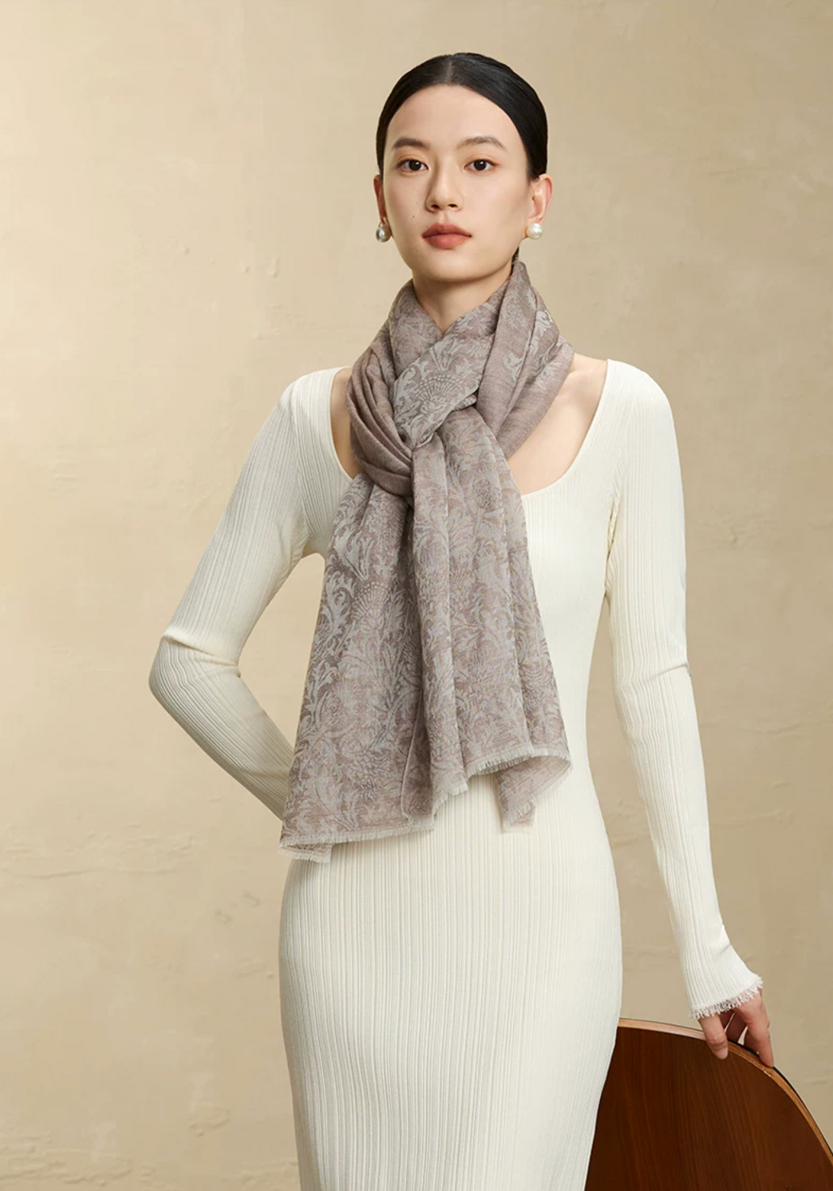 Phoenix Repose Jacquard Cashmere Wrap / Shawl