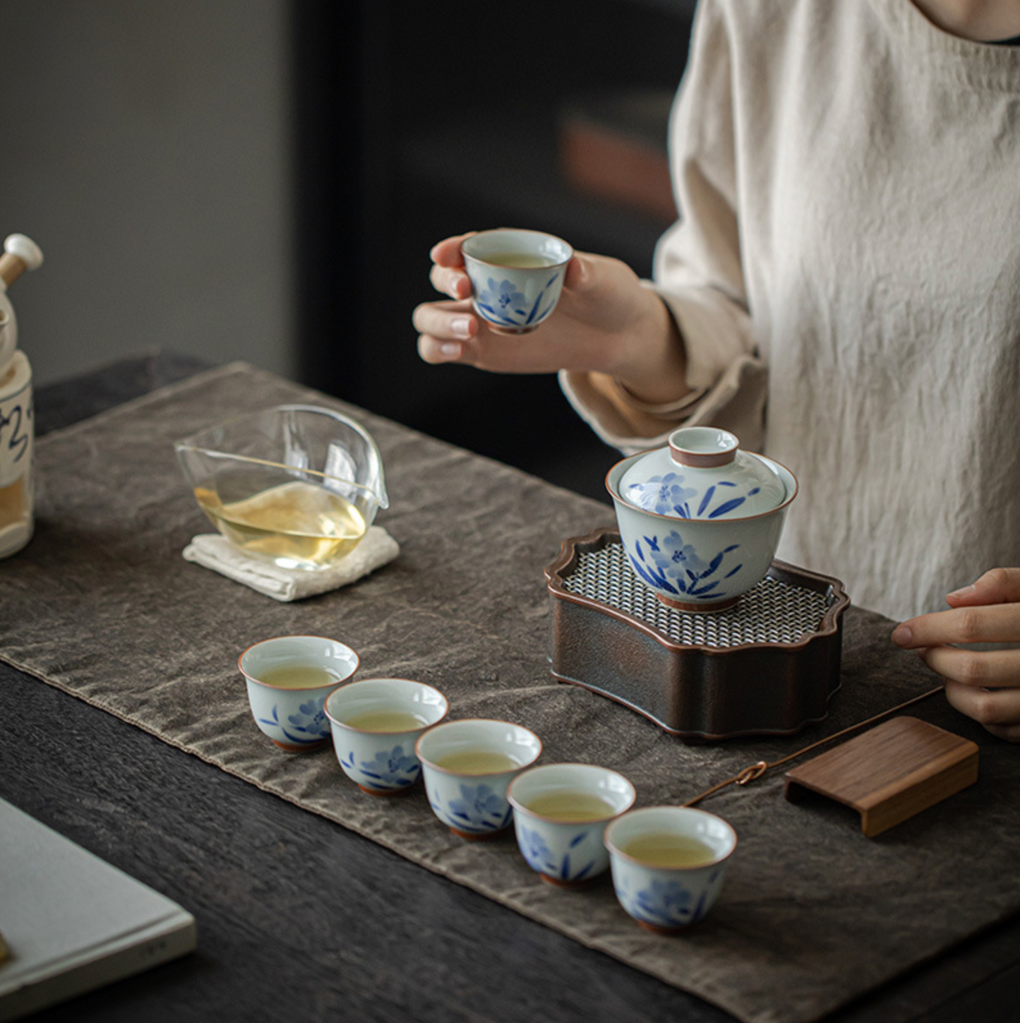 Qing Hua Lily Tea Set