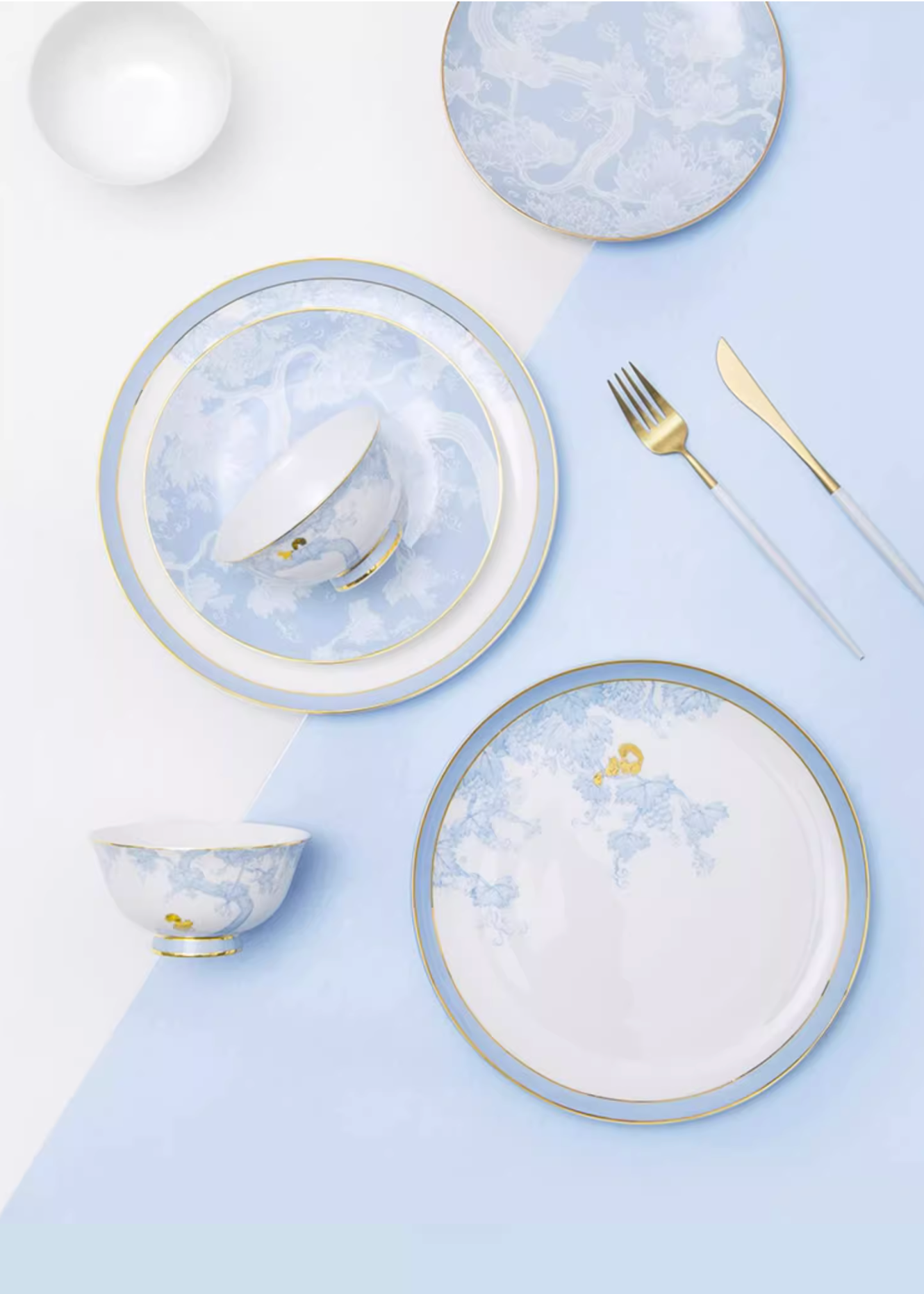 Qing Hua Pine and Grape Dinnerware Gift Set