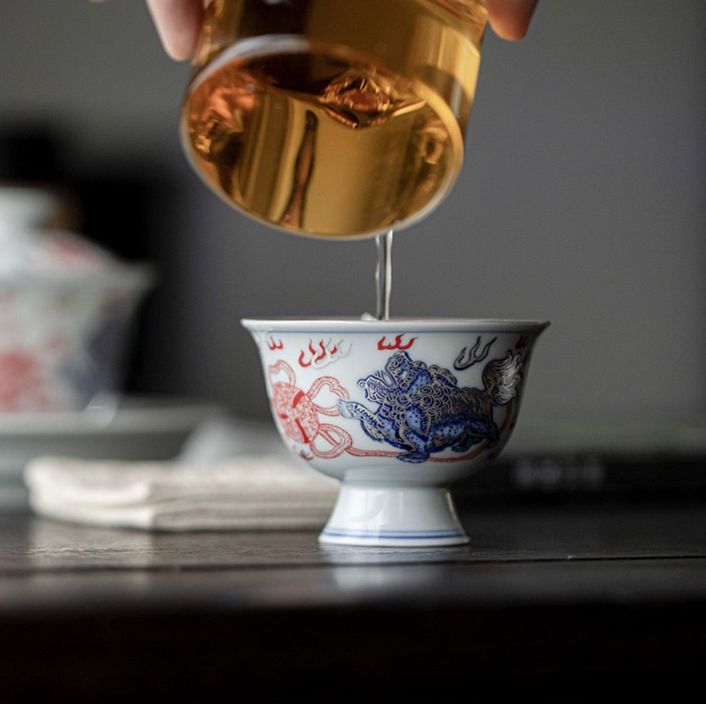 999 Sterling Silver Lion Tea Cup