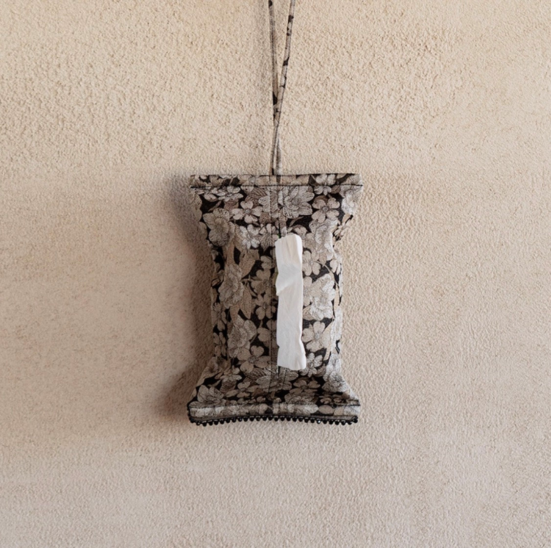 Whisper Weave Hanging Tissue Cover