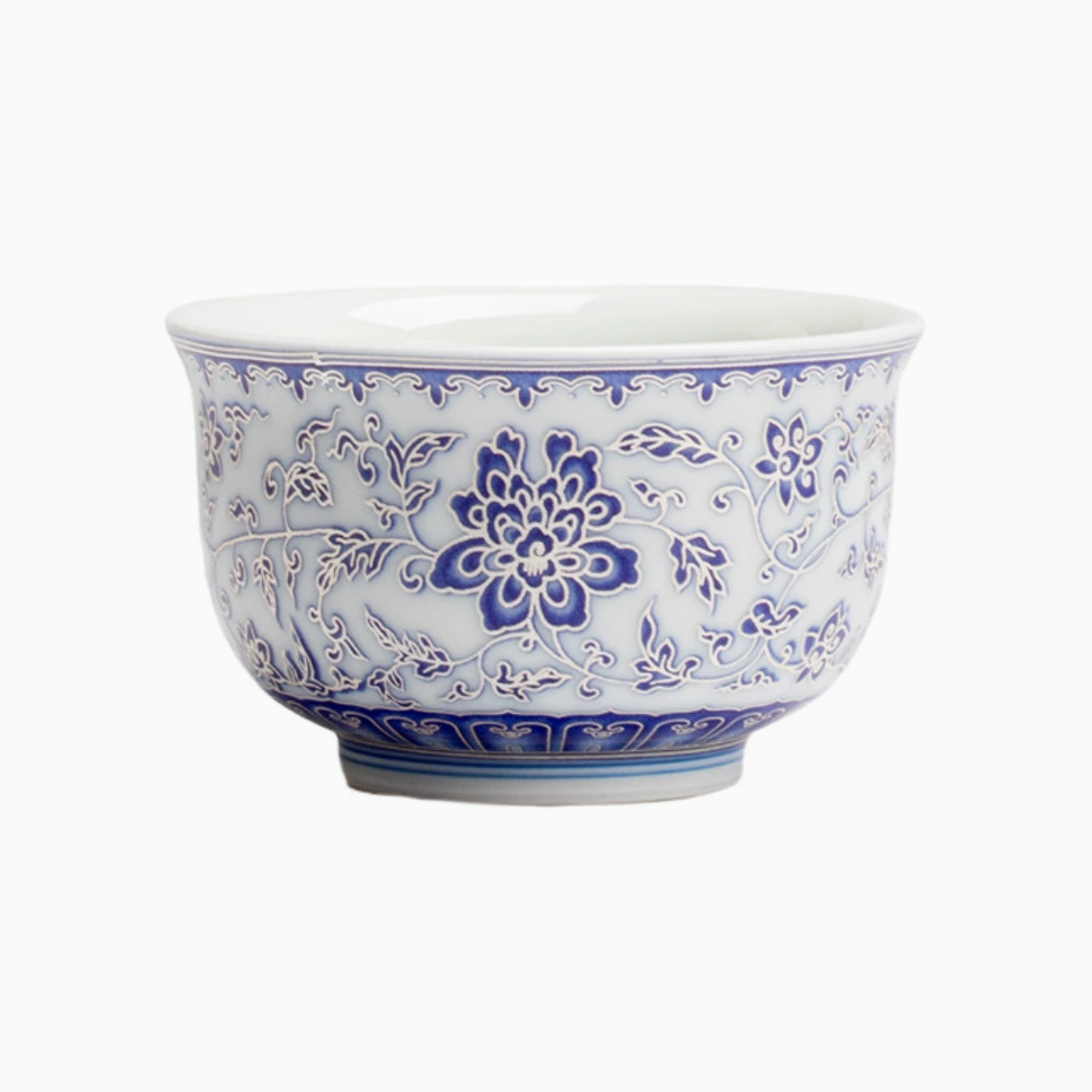 Qing Hua Lotus Vines Round Palm Tea Cup