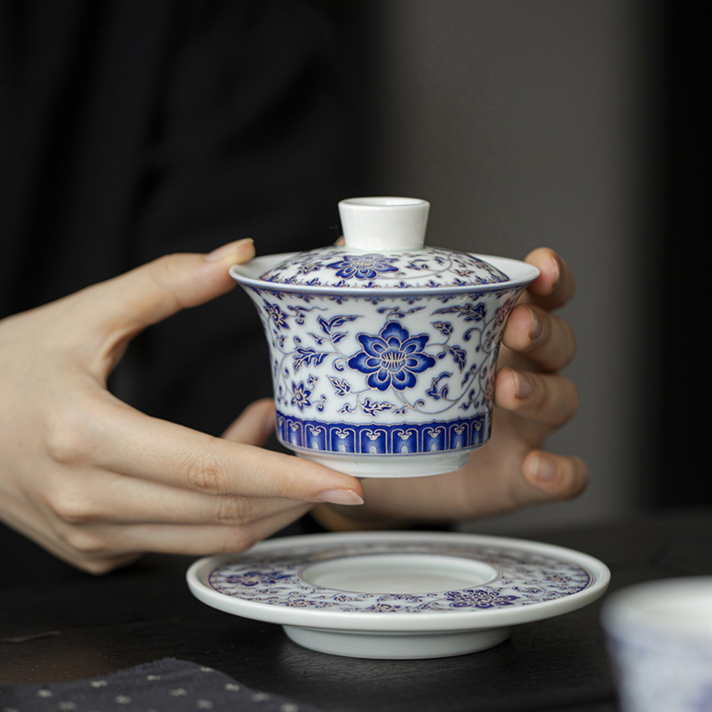 Qing Hua Lotus Vines Sancai Gaiwan Tea Cup