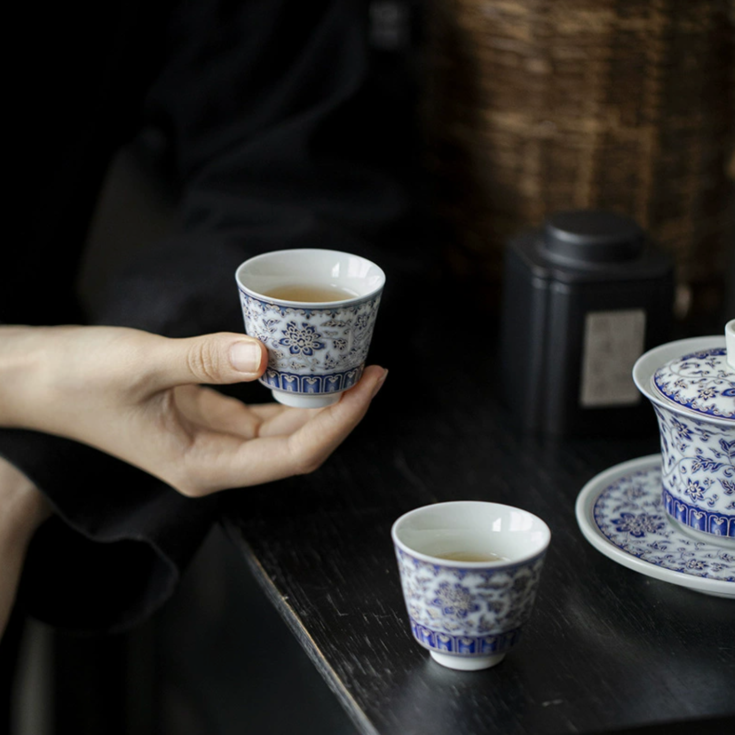 Qing Hua Lotus Vines Tea Cup