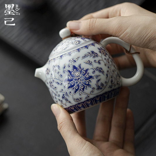 Qing Hua Lotus Vines Longdan Tea Pot