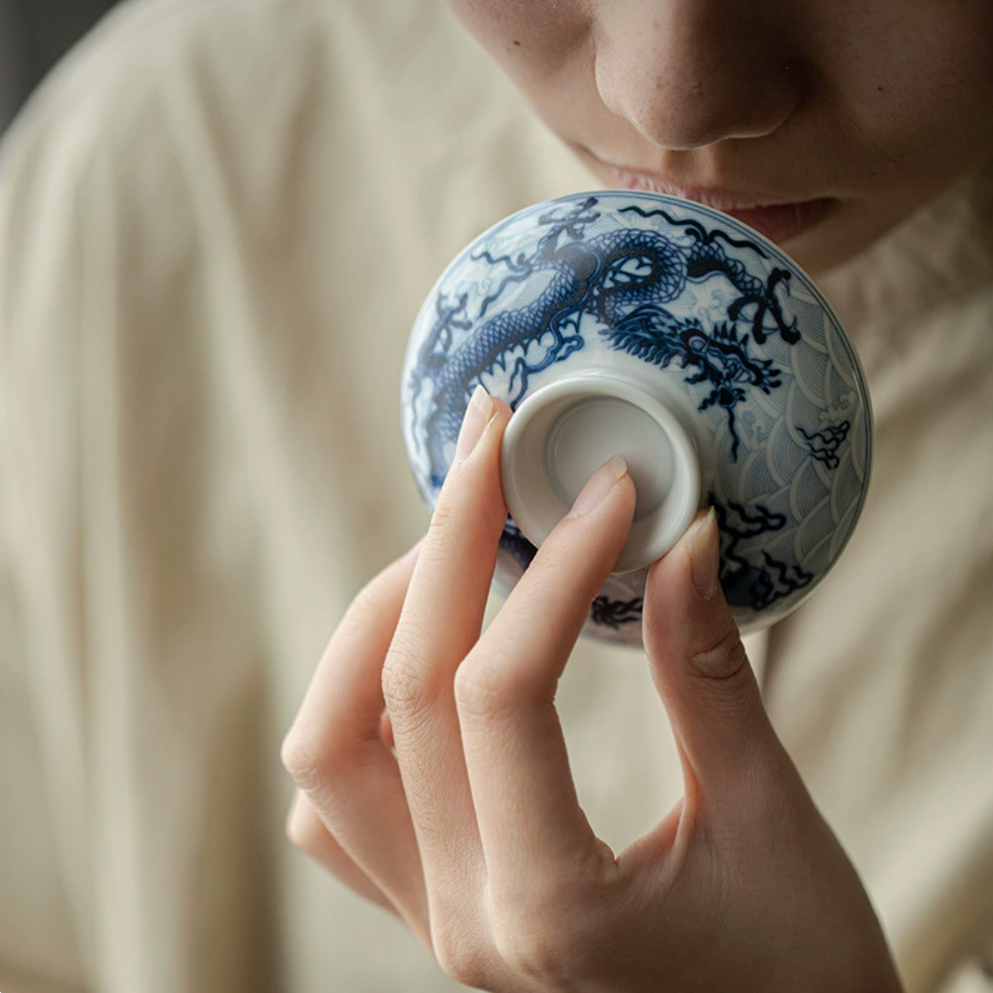 Qing Hua Dragon Sancai Covered Gaiwan Tea Cup