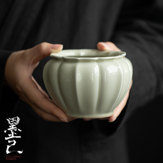 Yue Kiln Buddha's Hand Water Pot