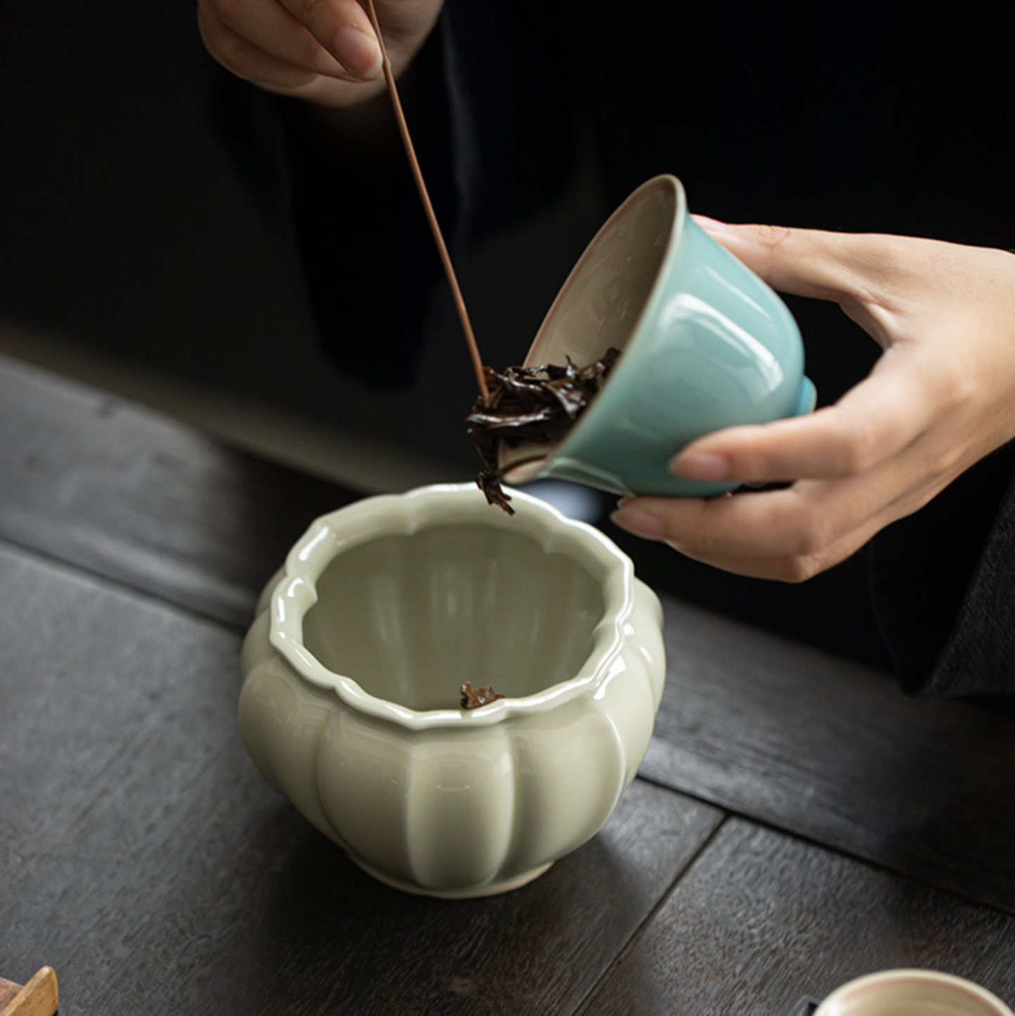 Yue Kiln Buddha's Hand Water Pot