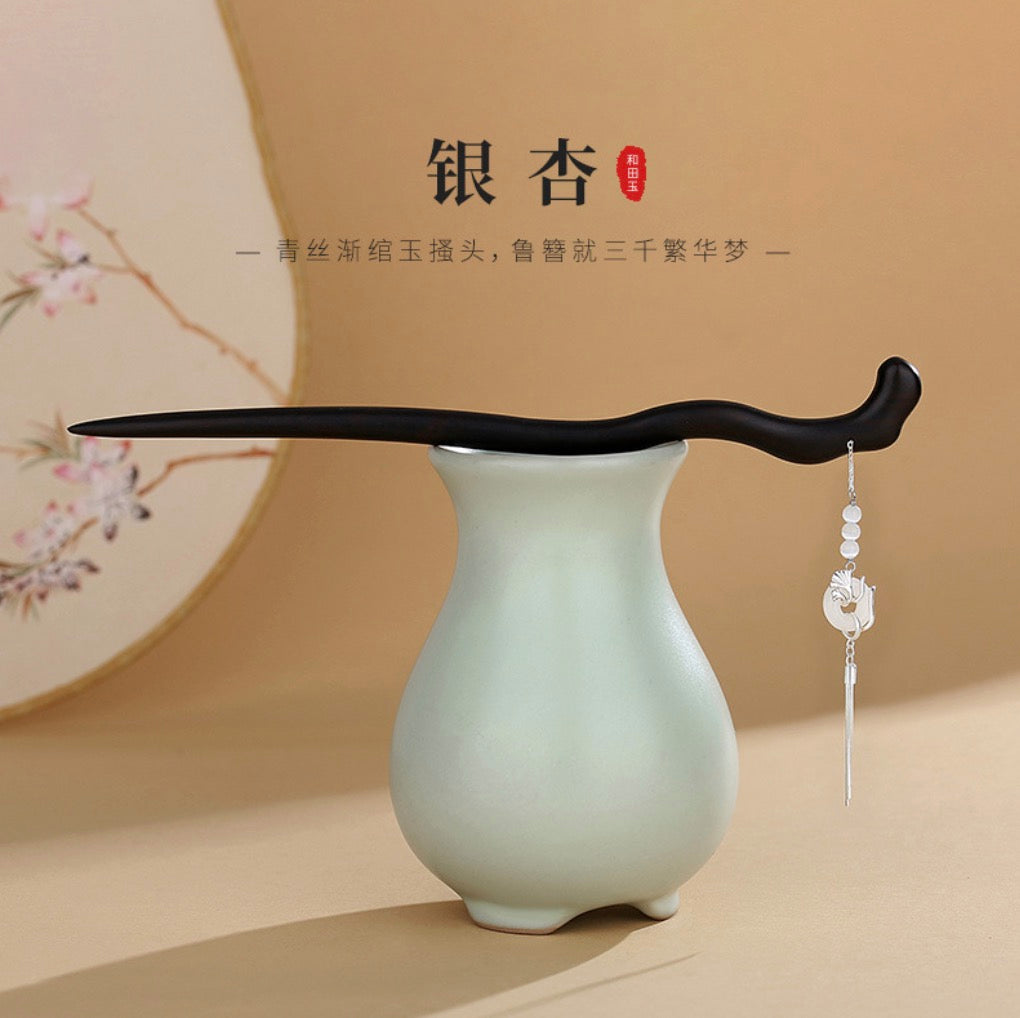 Freesia Hairpin