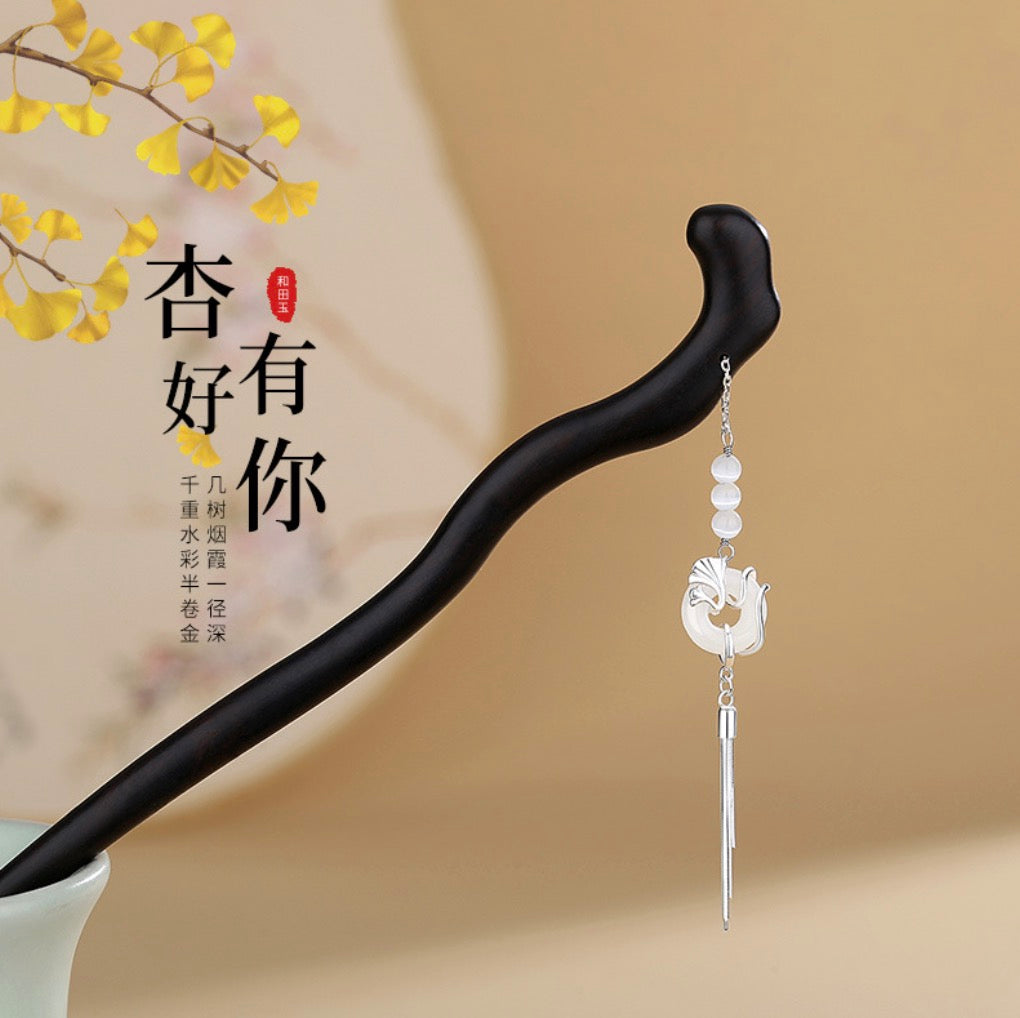 Freesia Hairpin