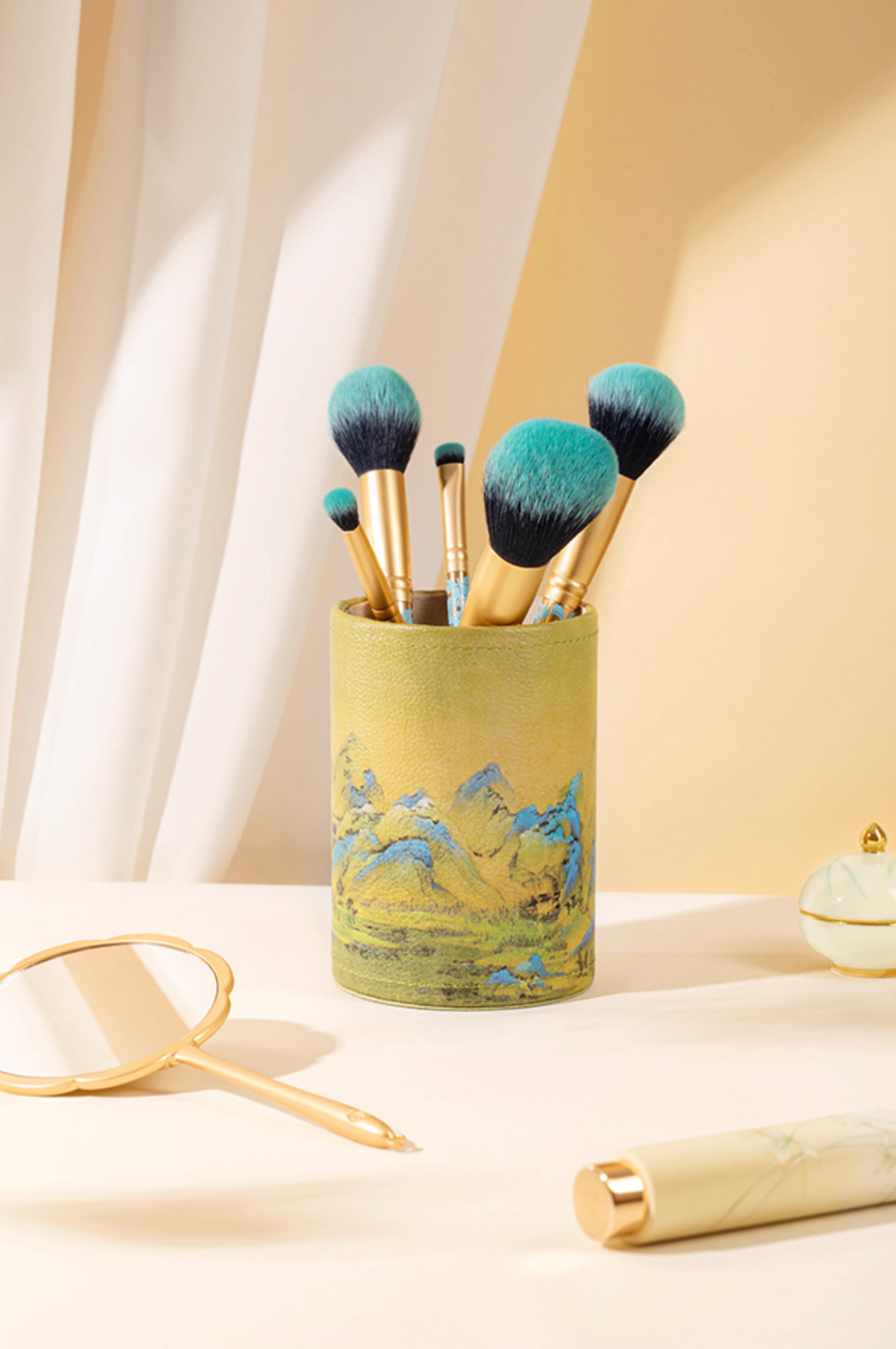 A Thousand Li  Artwork Pen Holder Gift Set