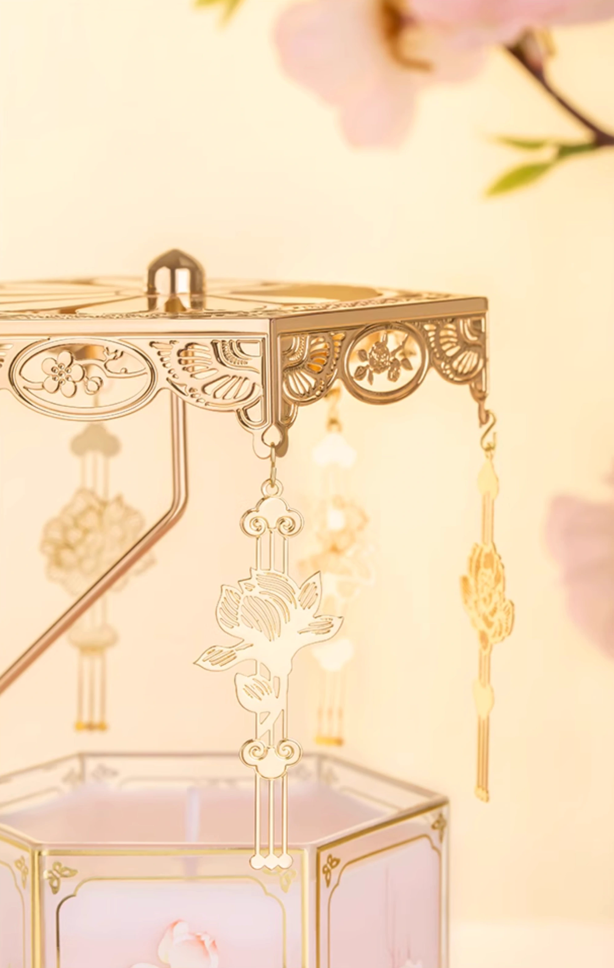 Floral God Carousel Lantern Candle Gift Set