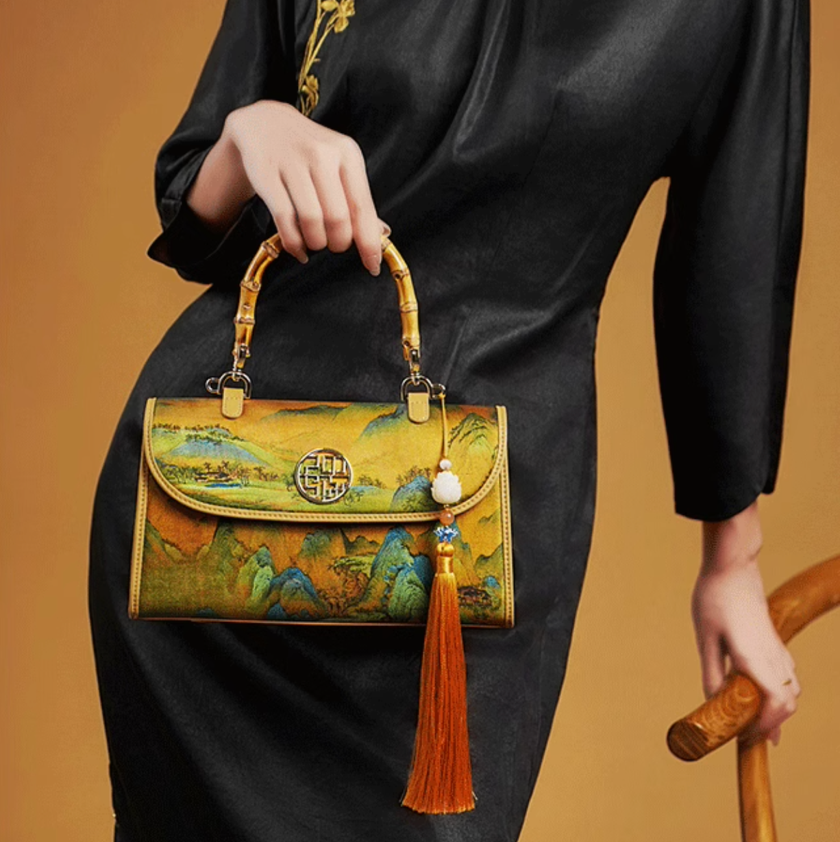 A Thousand Li - Artwork Silk™ Bamboo Handle Bag