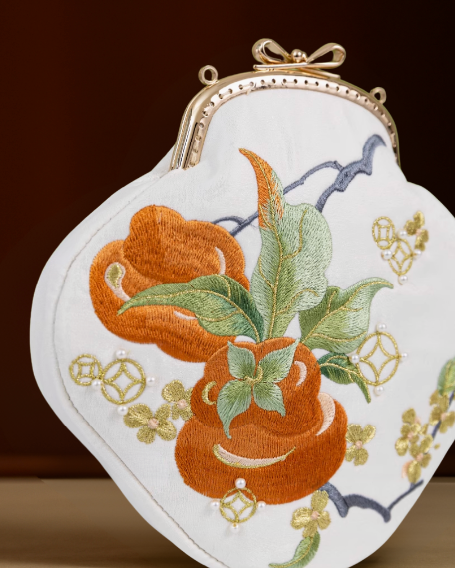 Tang Bloom Osmanthus Clutch