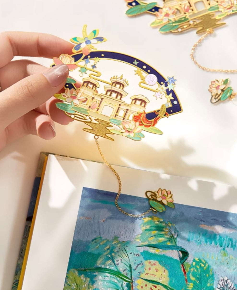 Emperor’s Garden Pavilion Bookmark Gift Set