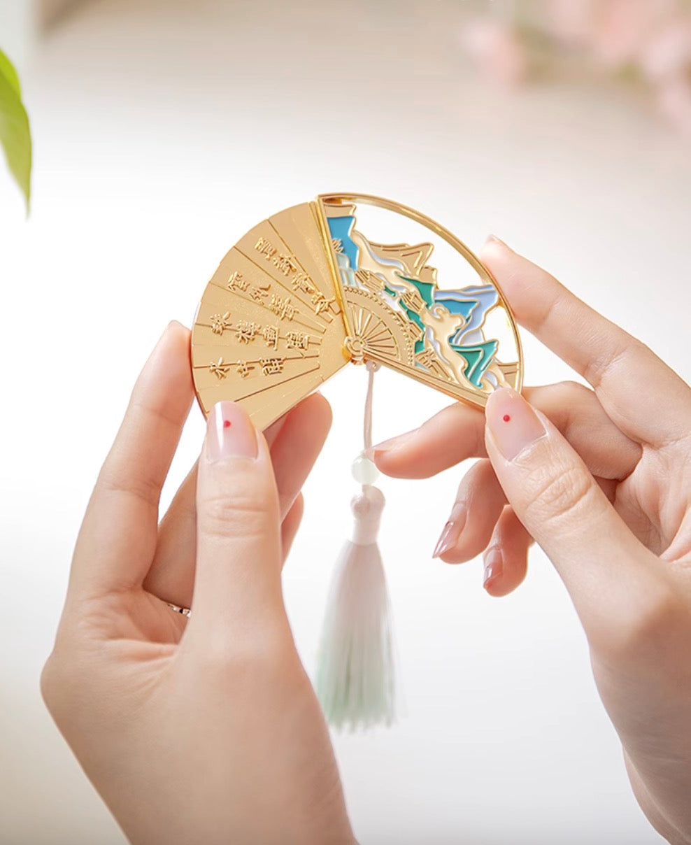 Wisteria Dream Fan Magnet Gift Set