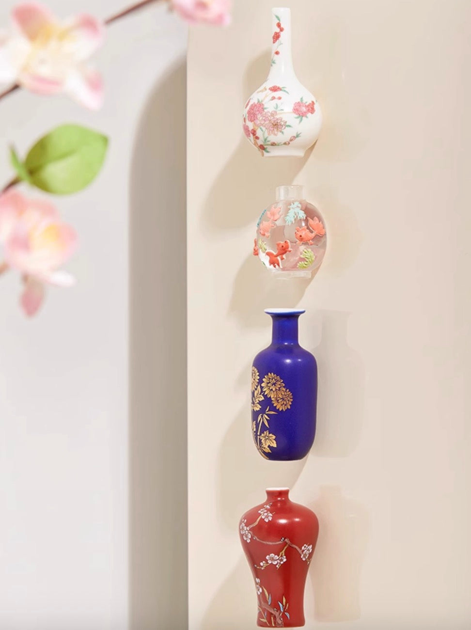 Four Seasons Harmony Vase Magnet Gift Set