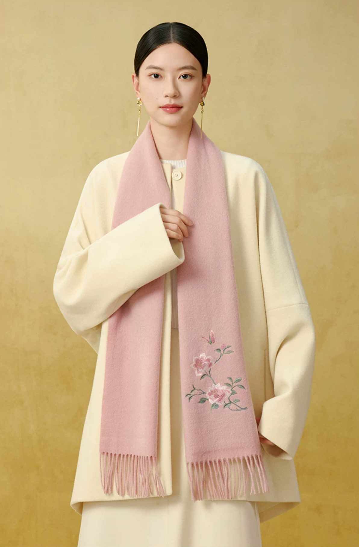 Camellia Blessings Embroidered Wool Scarf