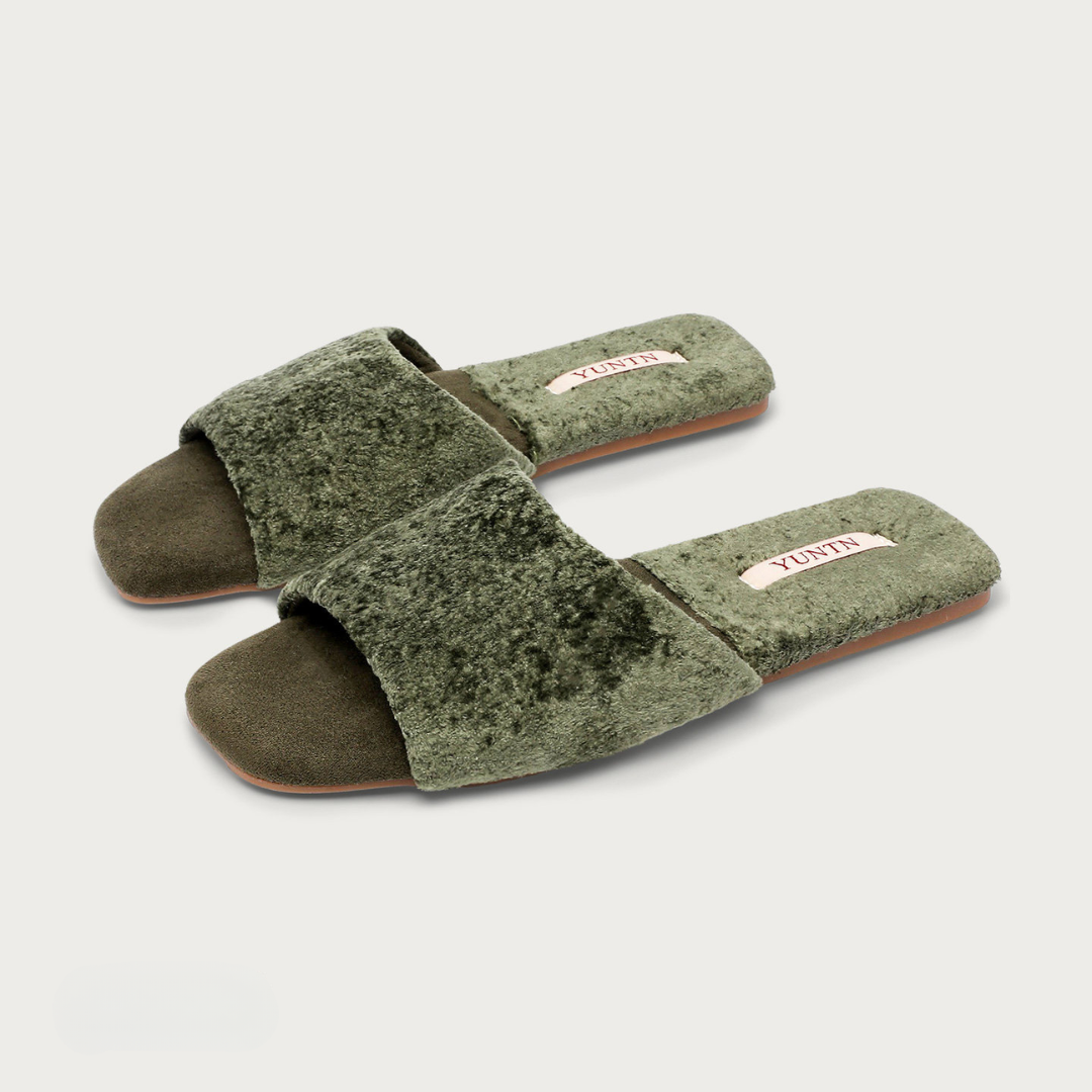 Snow Jewel Crystal Velvet House Indoor Slipper