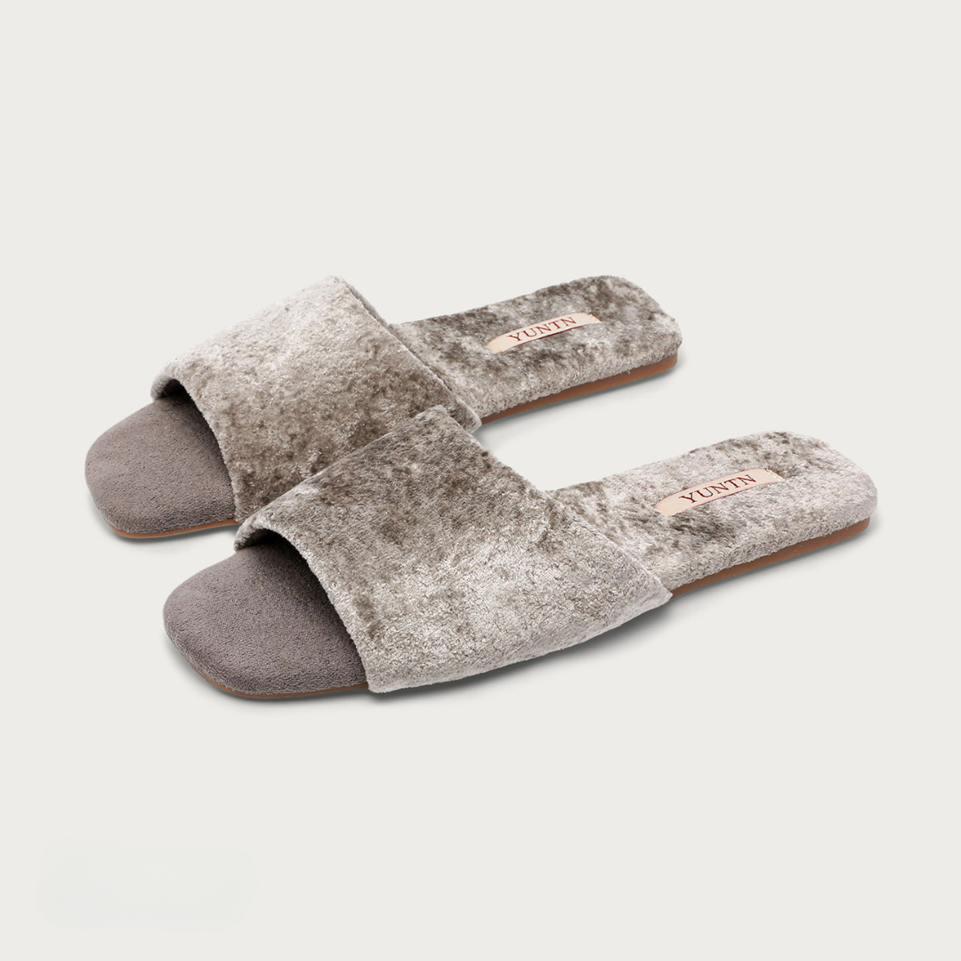 Snow Jewel Crystal Velvet House Indoor Slipper