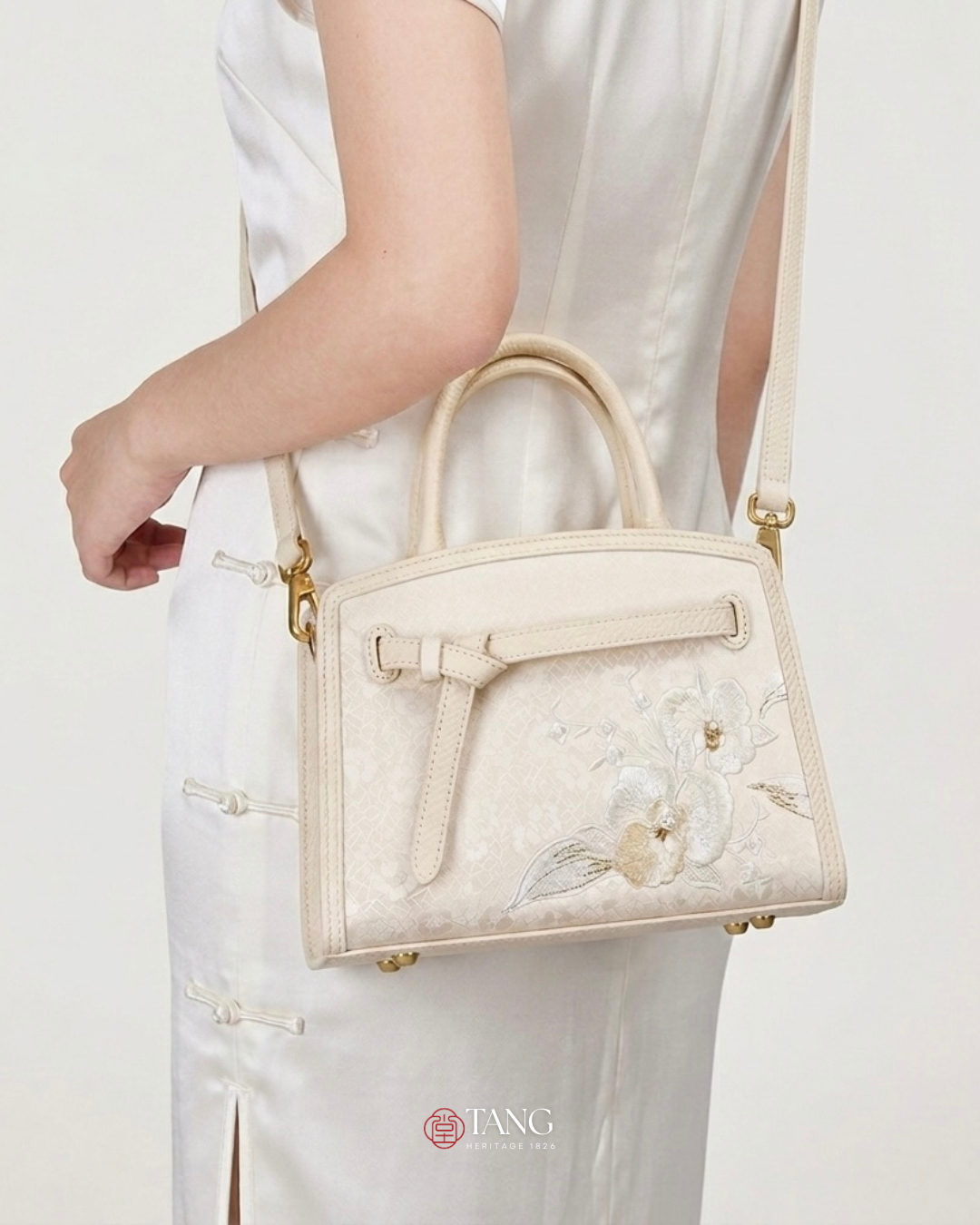 Tang Red 17 Embroidered Orchid Pearl Top-Handle Bag