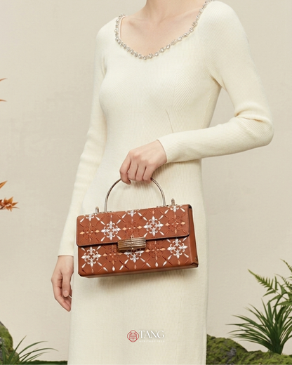 Tang Red 23 Embroidered Haitang Flower Clutch