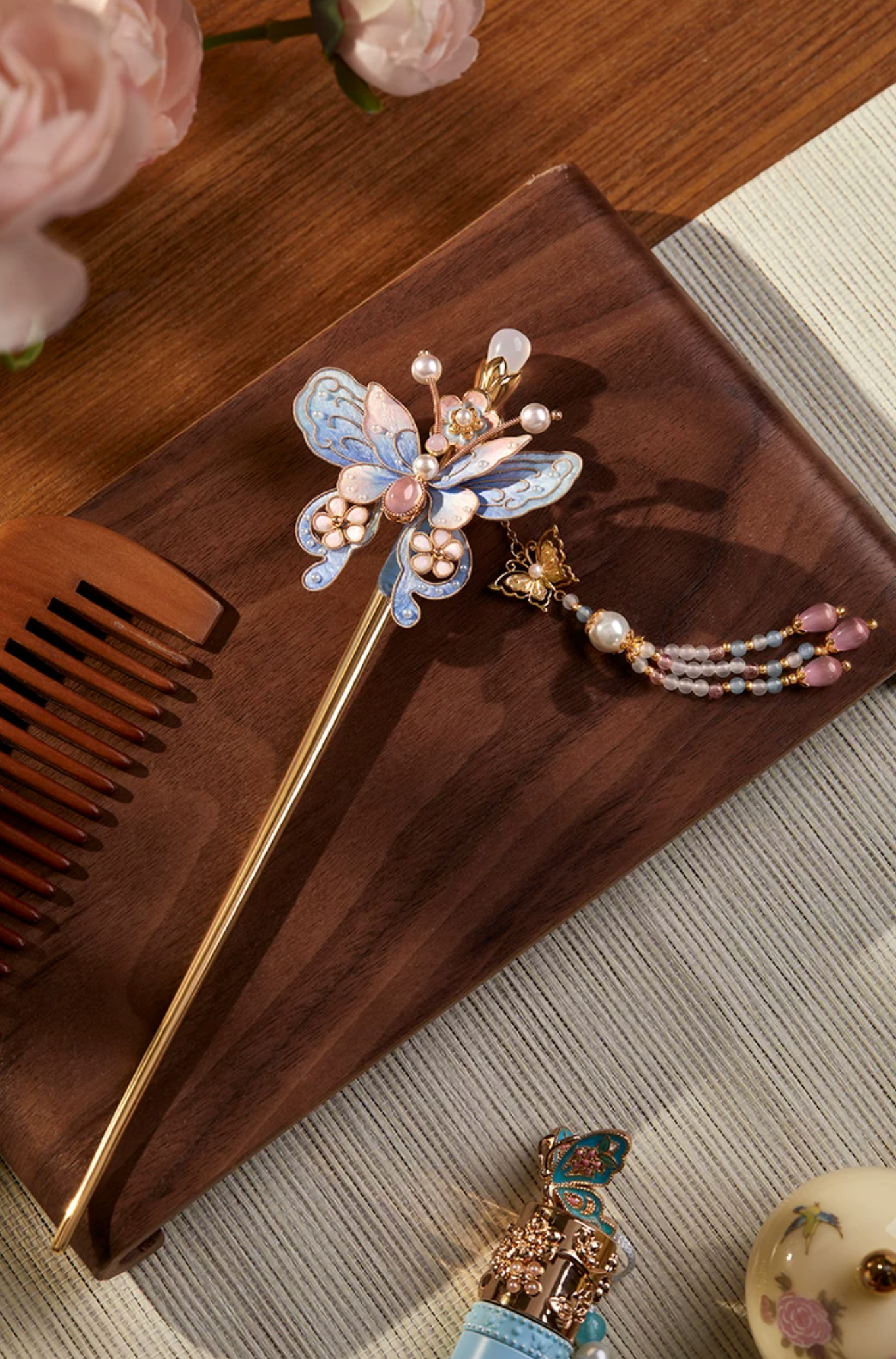 Handmade Treasure Butterfly Velvet Flower Hairpin